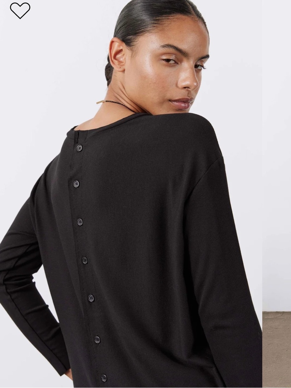 NWT Ruti Essential Top with Buttons Sz Small